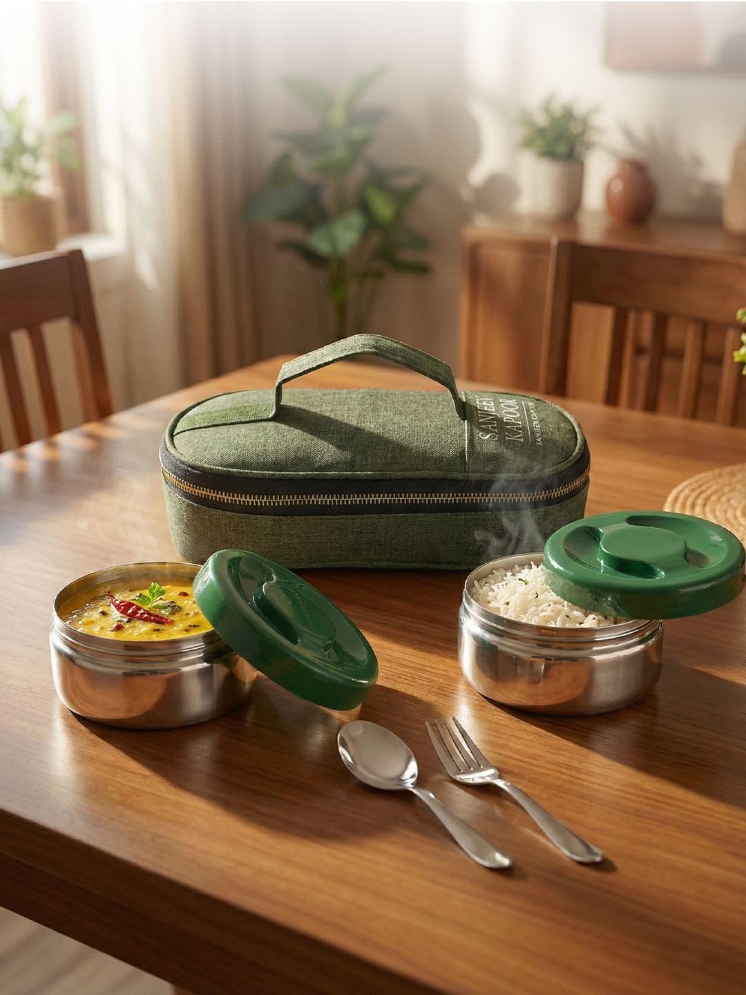 Sanjeev Kapoor by Classic Essentials Nutri Nest Insulated Lunch Box | 2 x 400ml Leak Proof Stainless Steel Tiffin Box with Bag & Cutlery | Microwave Friendly Lunch Box for Office & School | Green